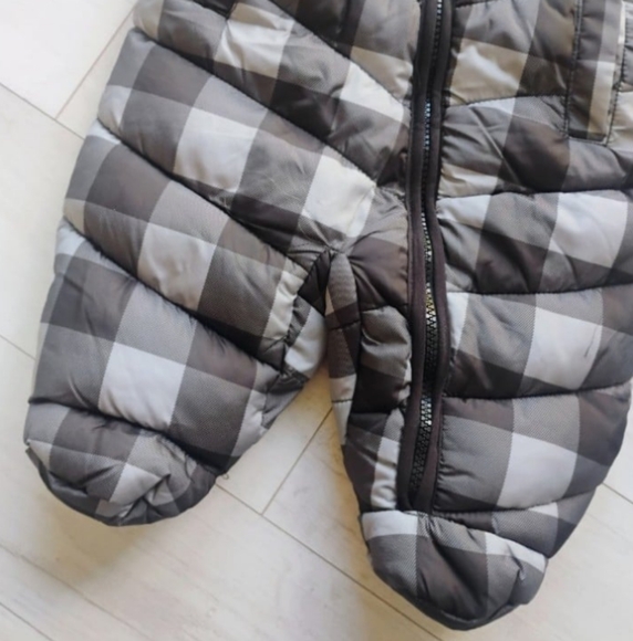 VOLCOM Baby NEW Quilted Puffer Fleece Lined Snowsuit - Picture 8 of 13